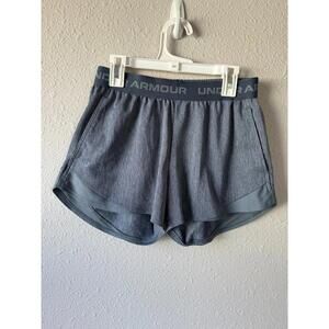 Under armour shorts size XS 
Blue color